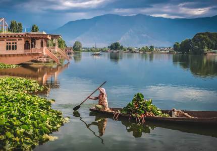 Chandigarh–Jammu–Srinagar Himalayan Valley Trip